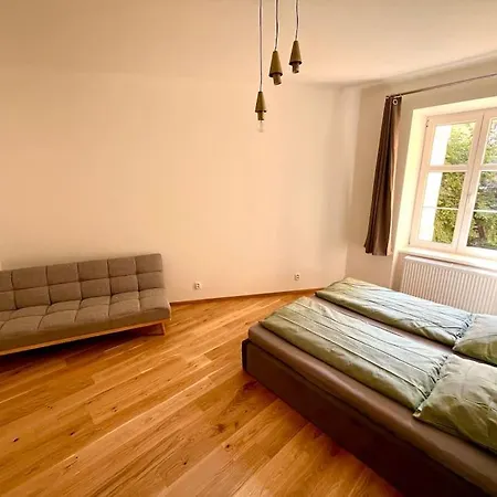 Newly Reconstructed City Center Flat - 3 Bedrooms アパート *