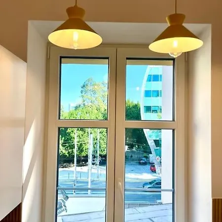 Апартаменты Newly Reconstructed City Center Flat - 3 Bedrooms *